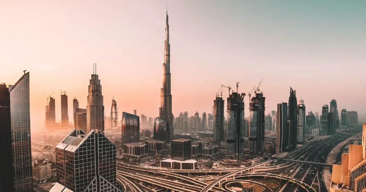 Dubai'de İş Fikirleri 2026: 67 Kârlı Düşük Maliyetli Fırsat